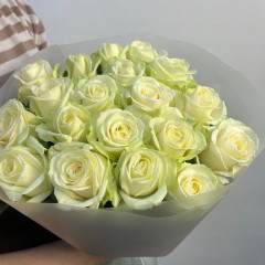 Монобукет 31 - Роза белая Аваланж 19 шт