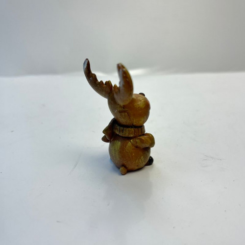 Сувенир полистоун "Маленький лосик в шарфике" корица МИКС